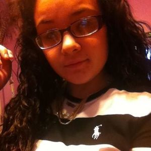 Meet your Posher, Alyson